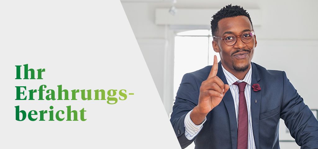 Unternehmerische Erfahrungsberichte Afrika | © Strauss/Curtis/Blend Images LLC Mann mit erhobenen Zeigerfinger